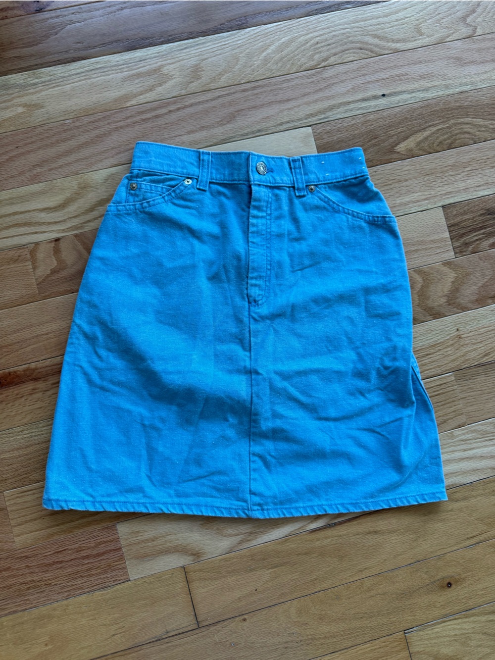 Levis denim skirt 25 1/2 W 17 L